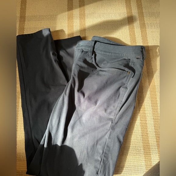Lululemon Athletica Navy Blue Pants - Picture 1 of 3